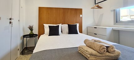 Phaedrus Living: Seaside Luxury Flat Lighthouse 69