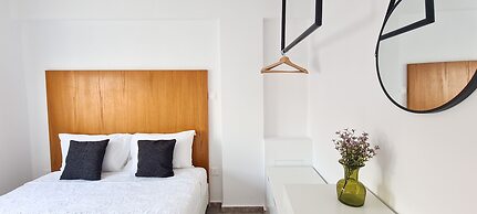 Phaedrus Living: Seaside Luxury Flat Lighthouse 69