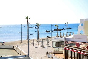 Phaedrus Living: Seaside Luxury Flat Lighthouse 69