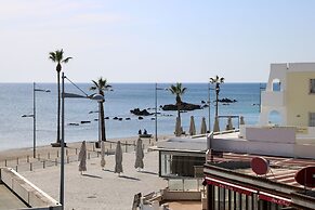 Phaedrus Living: Seaside Luxury Flat Lighthouse 69