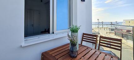 Phaedrus Living: Seaside Luxury Flat Lighthouse 69