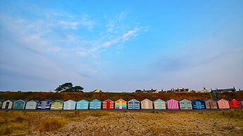 4 Sea View Walk, Pakefield