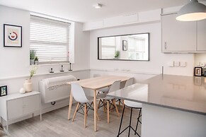 Sutton House, Woodbridge