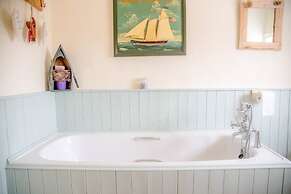 Manor Lodge, Walberswick