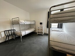Bath YMCA - Hostel