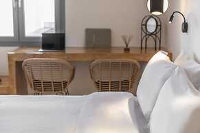 La Estrella 4 Suites with Sea View & 4 Prive Hot Tub