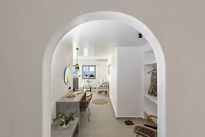 La Estrella 4 Suites with Sea View & 4 Prive Hot Tub