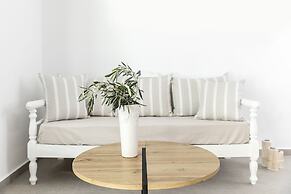 La Estrella 4 Suites with Sea View & 4 Prive Hot Tub