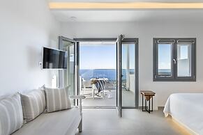 La Estrella 4 Suites with Sea View & 4 Prive Hot Tub