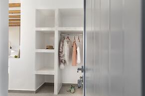 La Estrella 4 Suites with Sea View & 4 Prive Hot Tub