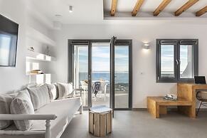 La Estrella 4 Suites with Sea View & 4 Prive Hot Tub