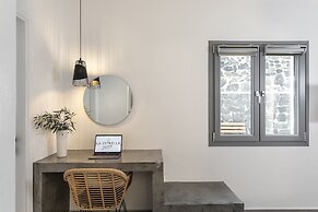 La Estrella 4 Suites with Sea View & 4 Prive Hot Tub