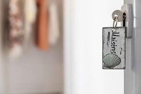 La Estrella 4 Suites with Sea View & 4 Prive Hot Tub