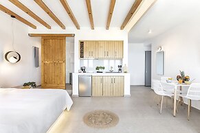 La Estrella 4 Suites with Sea View & 4 Prive Hot Tub