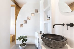 La Estrella 4 Suites with Sea View & 4 Prive Hot Tub