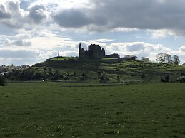 The Lodge - Rural Tipperary Bordering Kilkenny