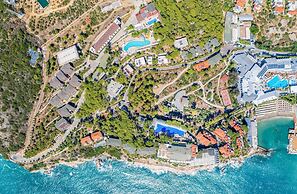 Senza Garden Holiday Club