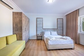 Senza Garden Holiday Club