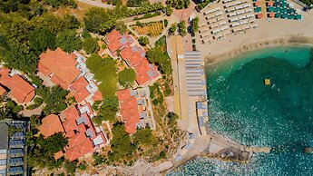 Senza Garden Holiday Club