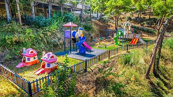 Senza Garden Holiday Club