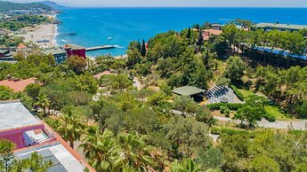 Senza Garden Holiday Club