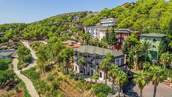 Senza Garden Holiday Club