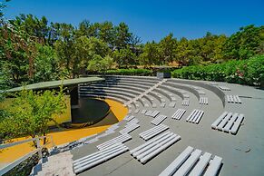 Senza Garden Holiday Club