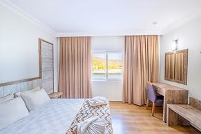 Senza Garden Holiday Club