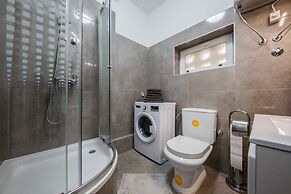 Luxury Private Villa Complex With Pool and Jacuzzi