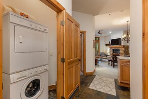 3059 The Timbers 2 Bedroom Condo by RedAwning