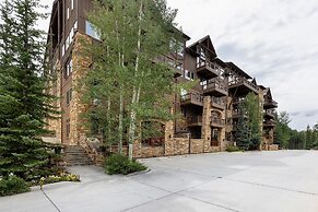 3059 The Timbers 2 Bedroom Condo by RedAwning