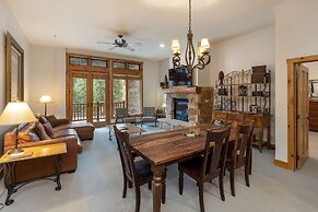 3059 The Timbers 2 Bedroom Condo by RedAwning