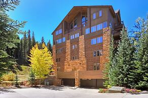 3059 The Timbers 2 Bedroom Condo by RedAwning