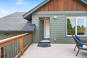 Dara Work-friendly Modern Irish Farmhouse With Mountain View by Redawn