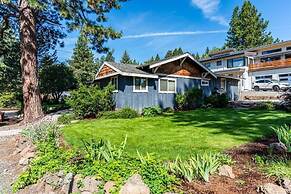 The Bend House 3 Bedroom Home by RedAwning