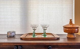 Redtail 30 Day Minimum 3 Bedroom Home by Redawning