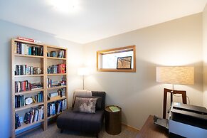 The Oaks Home features Private Disc Golf Course by RedAwning