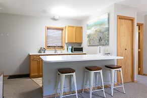 The Oaks Home features Private Disc Golf Course by RedAwning