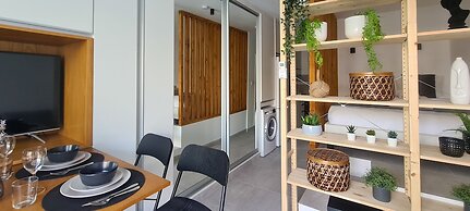 Phaedrus Living: Seaside Luxury Flat Athina 123