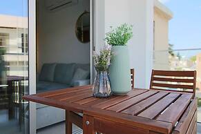 Phaedrus Living: Seaside Luxury Flat Athina 123