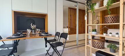 Phaedrus Living: Seaside Luxury Flat Athina 123