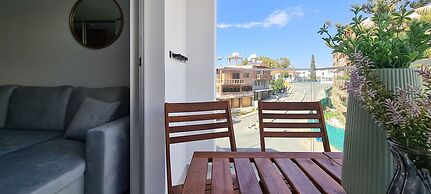 Phaedrus Living: Seaside Luxury Flat Athina 123