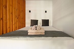 Phaedrus Living: Seaside Luxury Flat Athina 123