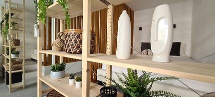 Phaedrus Living: Seaside Luxury Flat Athina 123