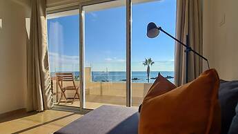 Phaedrus Living: Seaview Luxury flat Paphinia 204