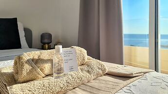 Phaedrus Living: Seaview Luxury flat Paphinia 204