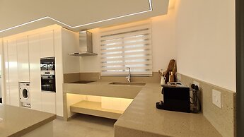 Phaedrus Living Seaview Luxury Villa Venus 006