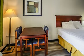 Cypress Inn & Suites Washington by OYO