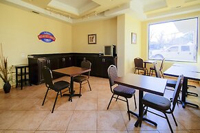 Cypress Inn & Suites Washington by OYO