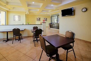 Cypress Inn & Suites Washington by OYO